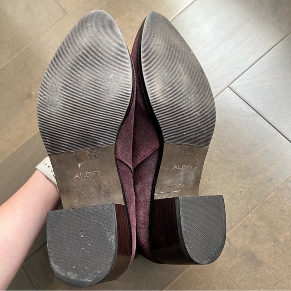Aldo Eggplant Pointed Toe Booties Size 7 - Picture 9 of 9